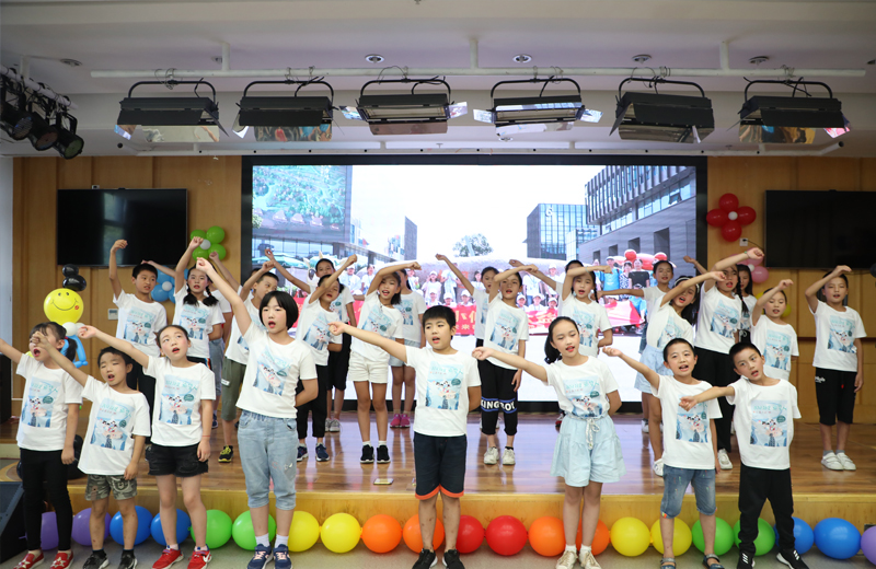 2019年8月17日，中天二建“ng28南宫娱乐都是追梦人”小候鸟公益夏令营圆满落幕。