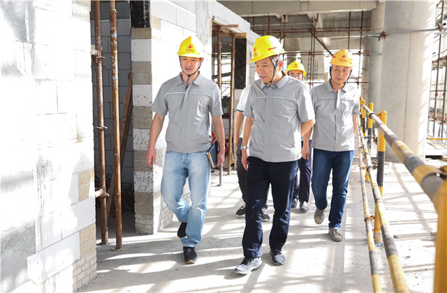 高温作业，安全第一！中天与你并肩而行！