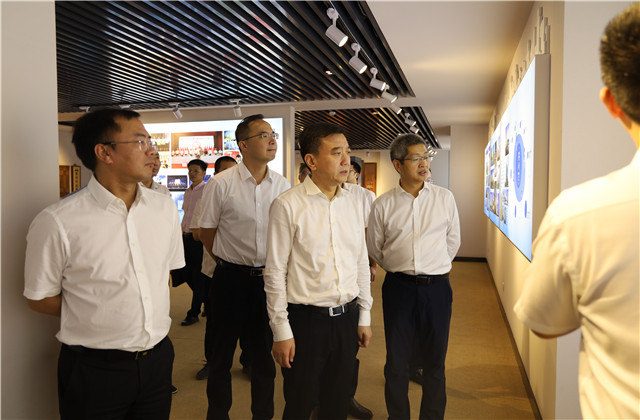 浙江省科技厅厅长高鹰忠一行到ng28南宫娱乐集团调研