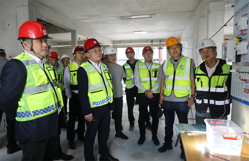 2025年5月23日，中天建设集团在天津组织召开2025年中海发展客户履约推进会。中海发展副总裁郭磊、工程部总经理李建光、中海华北公司工程总徐杨忠等受邀出席。